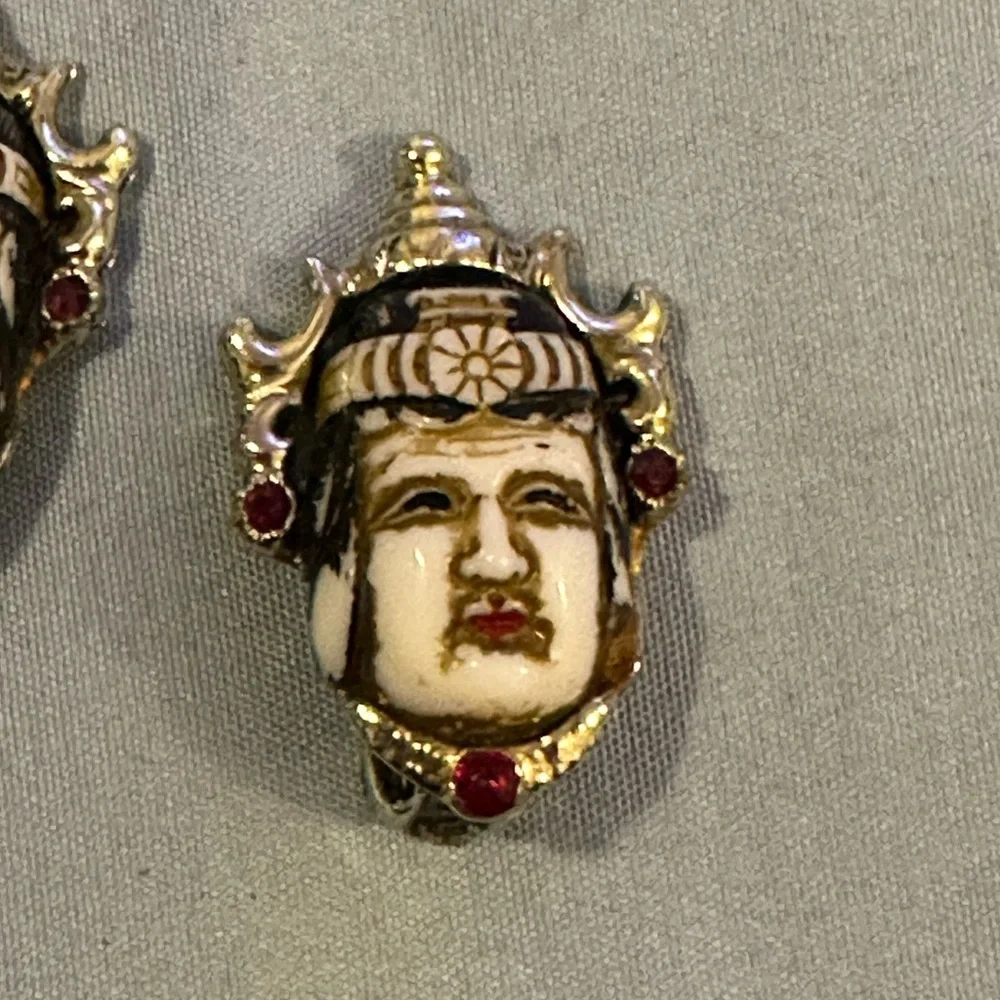 Vintage‎ Japanese Toshikane Mask Porcelain Earrings Clip Backs